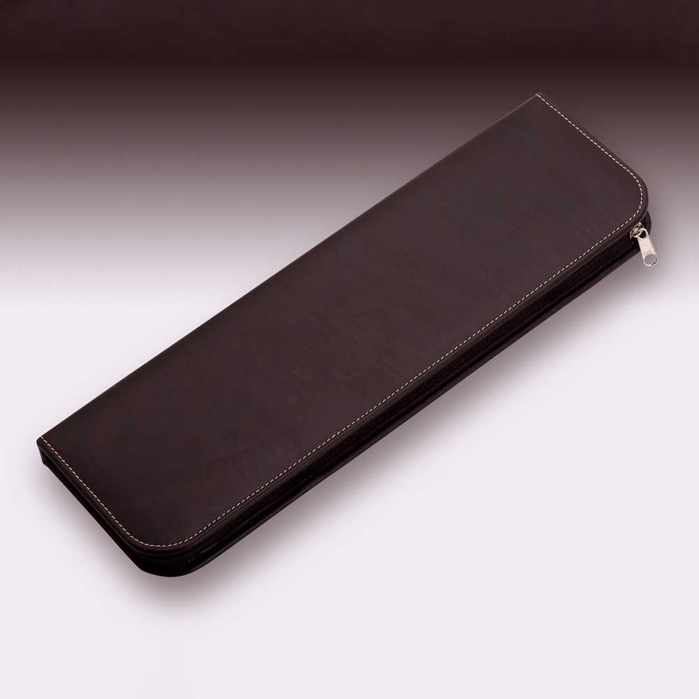 Black handcraftet leather case